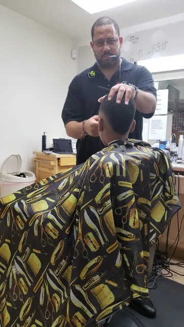 Kreative Kutz Barbershop