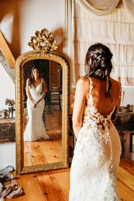 Sukrans Bridal & Tuxedos