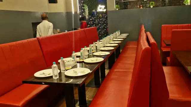 Royal Palace Family Restaurant