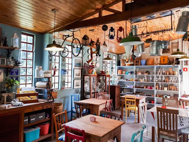 O Armazém Café e Relíquias