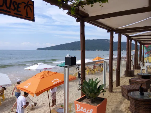 Beach House Bistrô e Lounge - Bar e Restaurante