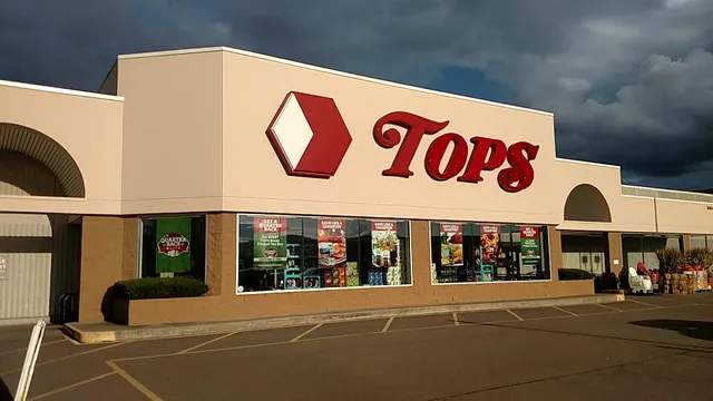 TOPS Friendly Market