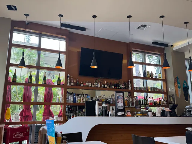 One Oak Bistro and Bar