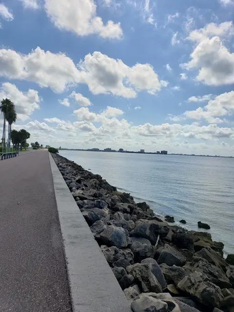 Courtney Campbell Causeway Beach