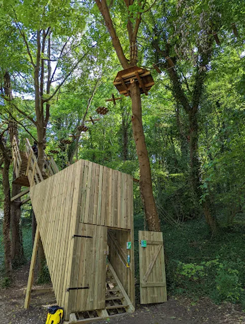 AccroCamp Poissy | Accrobranche Yvelines 78