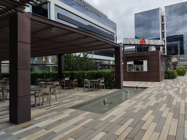 Sabana Park Health & Business