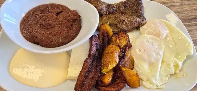 Normita's Restaurant Salvadoran and Honduran Cuisine