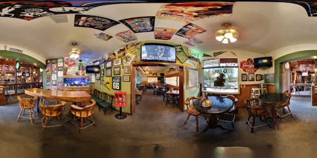 Quinn's Almost by the Sea