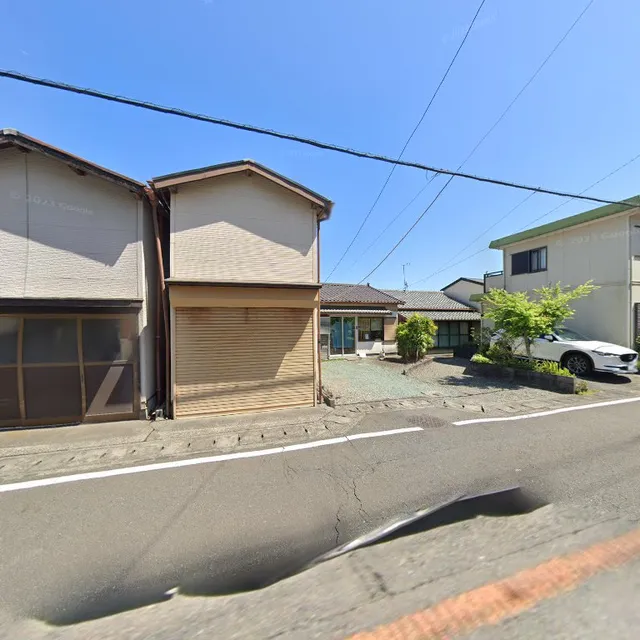 cafe & gallery “from hand to hand”