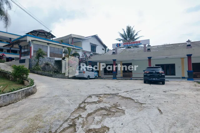 Hotel Gondangdia Puncak RedPartner