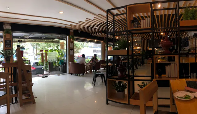 The District Coffee Lounge