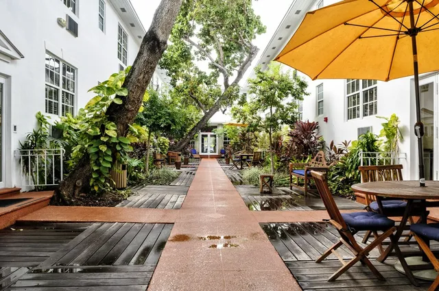 Tradewinds Apartment Hotel