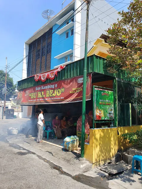 Sate Kambing Pak H. Bejo