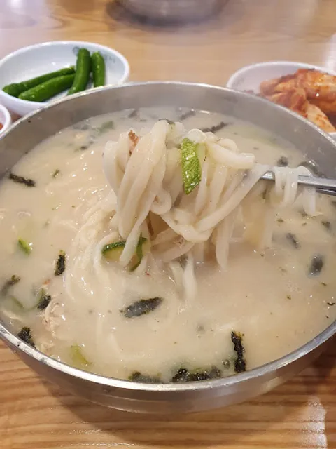 현풍닭칼국수 영천점