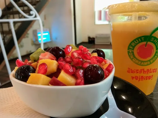 Fruit Shop on Greams Road, T. Nagar