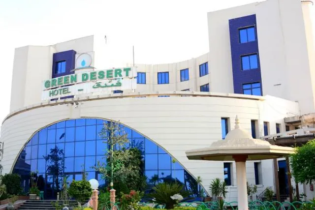 green desert hotel
