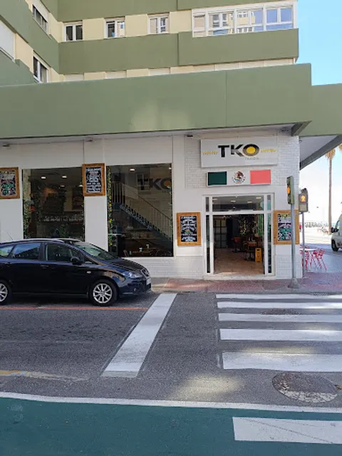 Cervecerías La Sureña y 100 Montaditos