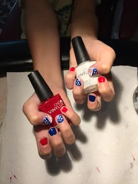 DX Organic Nails & Barber Shop