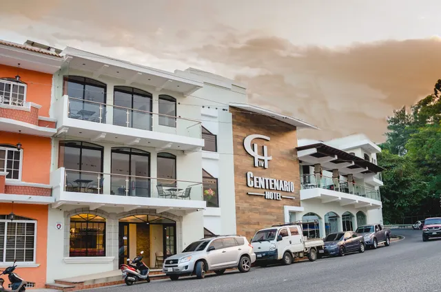 Hotel IV Centenario