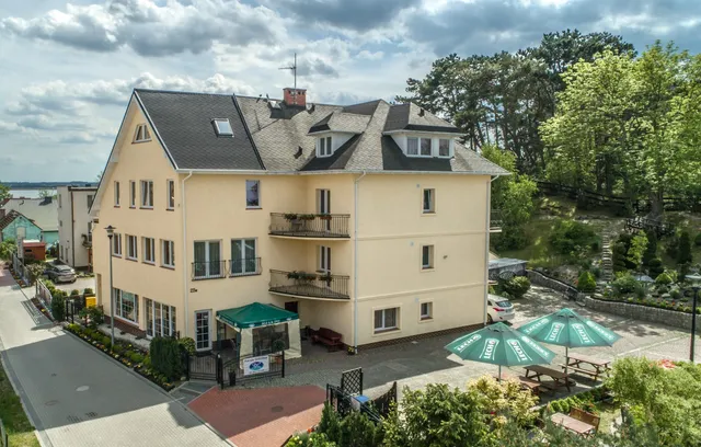 D.L. Błażkiewicz - Pokoje gościnne