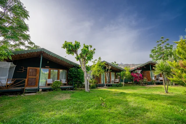 Etenna Bungalow Hotel