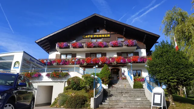Hotel Cafe Perner