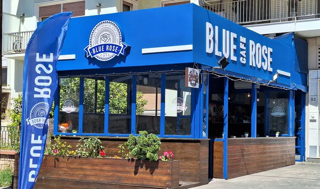 Blue Rose Cafe Περαμα