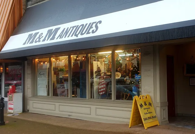 M & M Antiques & Collectibles