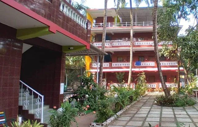 selfia guest house majorda south goa