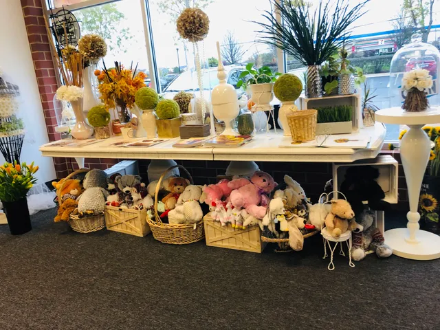 Bella Fleur Sweets and Gifts