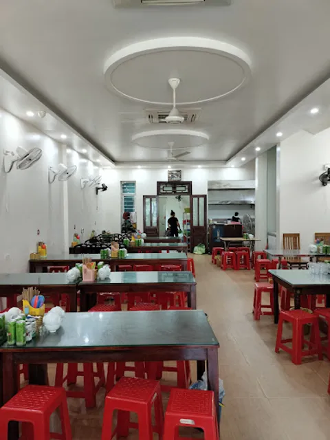 Nhà Hàng Cơm Vân Anh