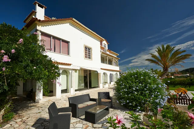 Santa Maria Casa Nostra LDA