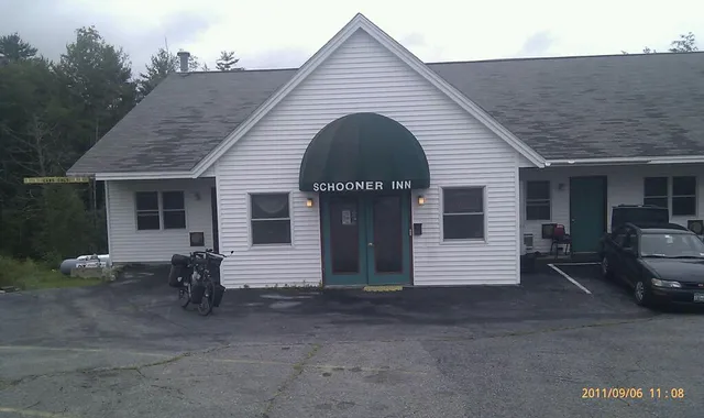 Schooner Inn
