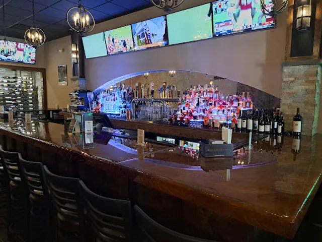 19th Hole Wine and Whiskey Bar