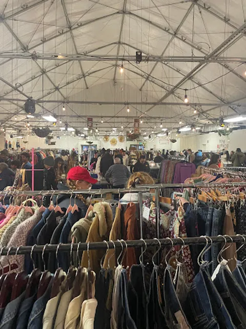 Sunday Variety Market