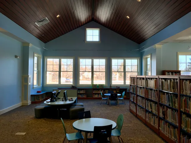 Highland Public Library
