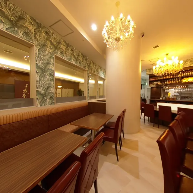 Indian/Thai Cuisine Diamond Shiodome Media Tower