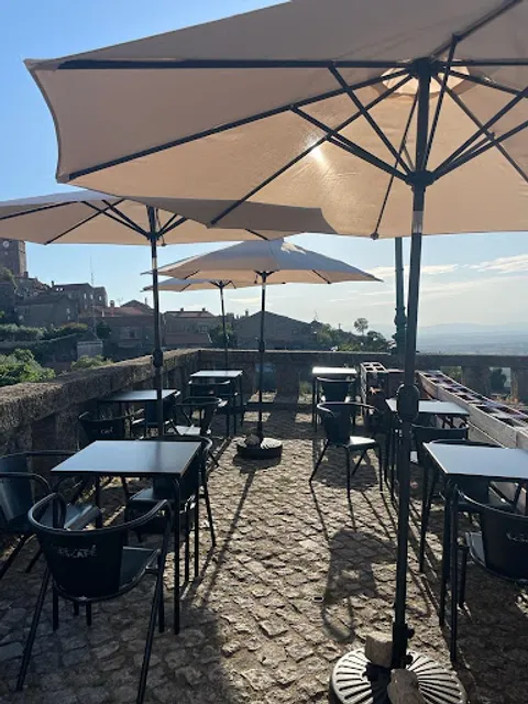 Monsanto Café e Bistro