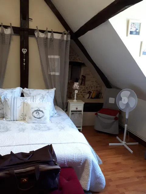 CATHERINE & DOMINIQUE