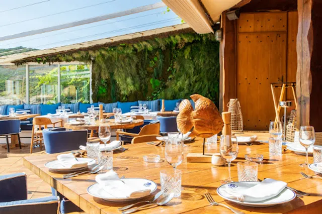 Chez Camille - Restaurant de Bouillabaisse et Fruits de Mer à Ramatuelle