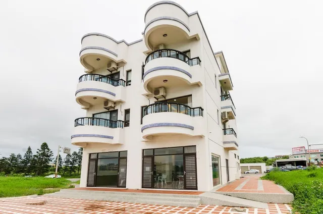 Sea Coast Bed and Breakfast ripple days