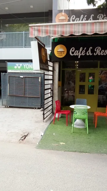 Suro's cafe & Restaurant