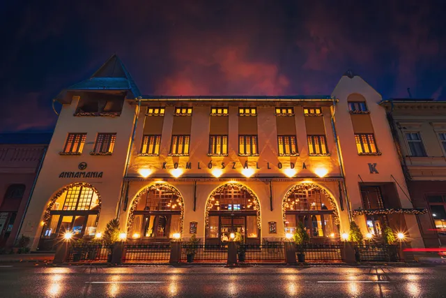 Komló Hotel - Gyula