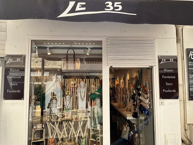 LE 35
