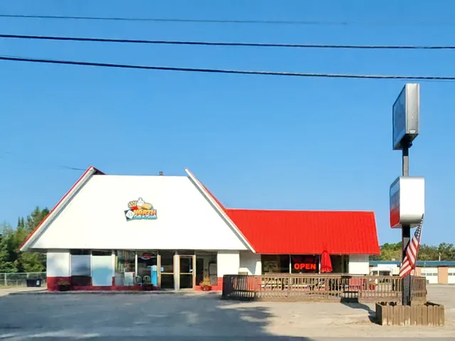 33 North Eats & Treats