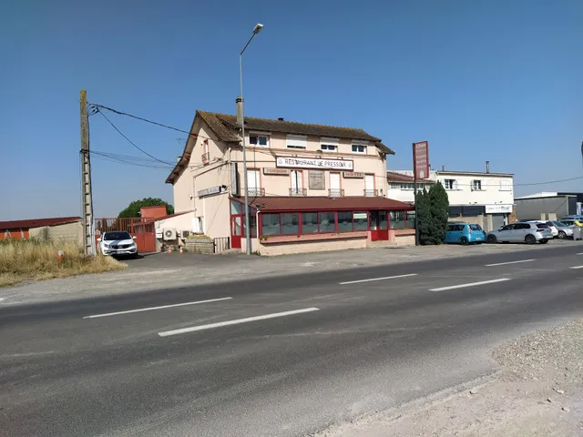 Le Relais Km 43 Pension Hotel