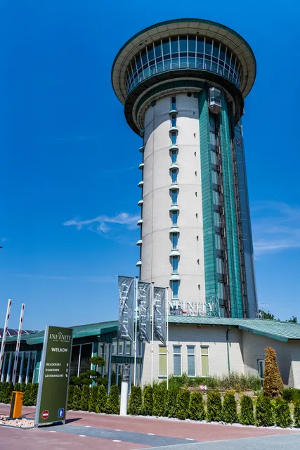 Hotel & Restaurant Infinity