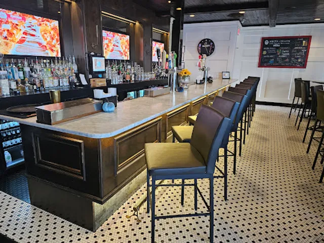 Porter Cullens Irish Pub & Restaurant