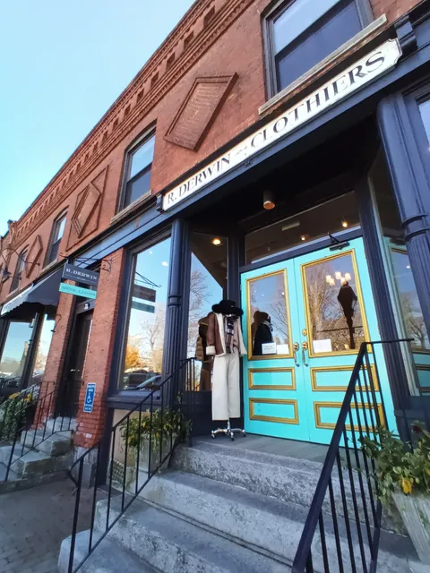 R. Derwin Litchfield