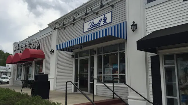 Lindt Chocolate Shop